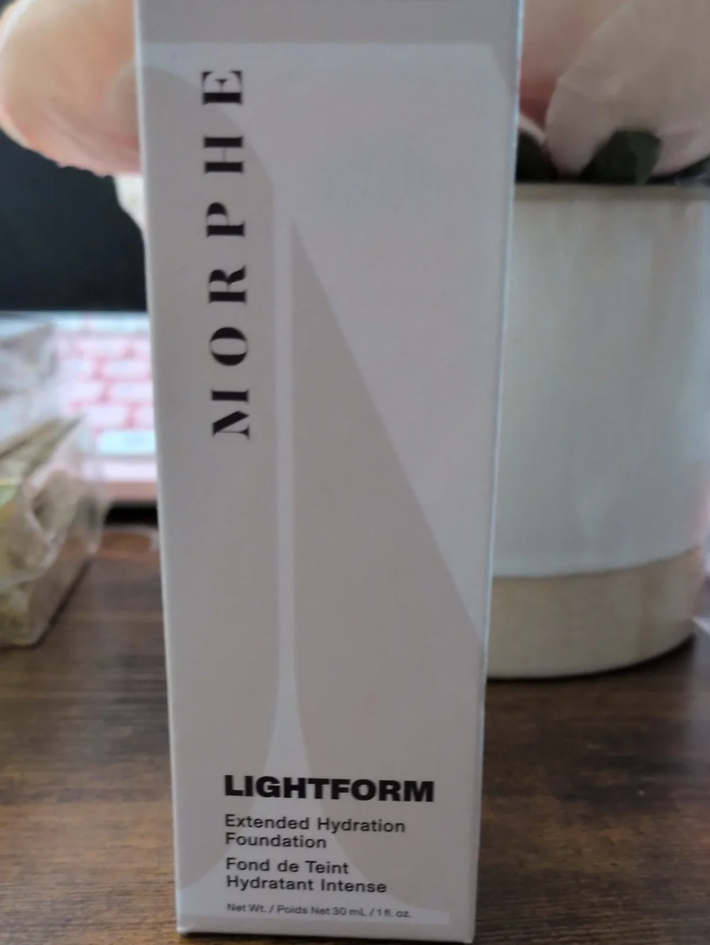 Morphe Lightform Extended Hydration Foundation - Deep 3tw